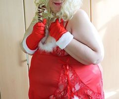 Erotikbombe- Rubenslady ist dein Weihnachtsgeschenk - 24/7 erreichbar!