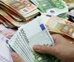 Sofortkredit von 5.000 € bis 50.000.000 € innerhalb von 48 Stunden.