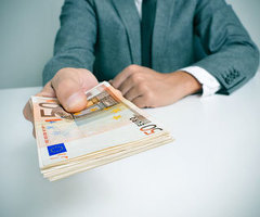 Bitte kontaktieren Sie: teresataddonio1@gmail.com