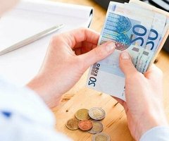 IHRE SCHNELLE UND ZUVERLÄSSIGE FINANZLÖSUNG