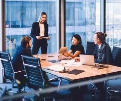 Peer-to-Peer-Kredite Die gesamte Expertise eines Bankberaters, aber mit persönlicher Betreuung.