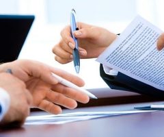 Kredite für Privatpersonen und Unternehmen
