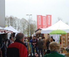 Großer Markt „park&art“ in Prien